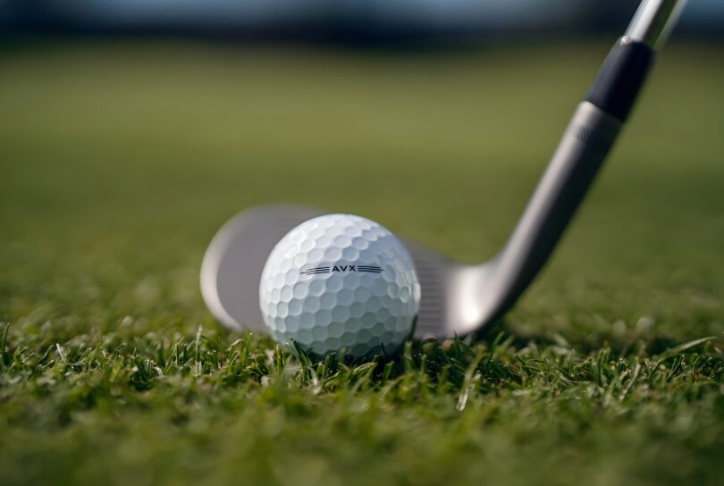 636874-Titleist_AVX_003-
