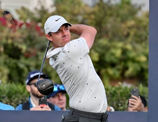 VIDEO: Trpělivost se vyplatila. McIlroy zůstává v Dubaji v kontaktu s čelem leaderboardu