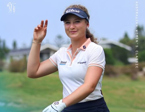 Sára Kousková vede Australian Women’s Classic! Češky září i díky Mackové a Spilkové