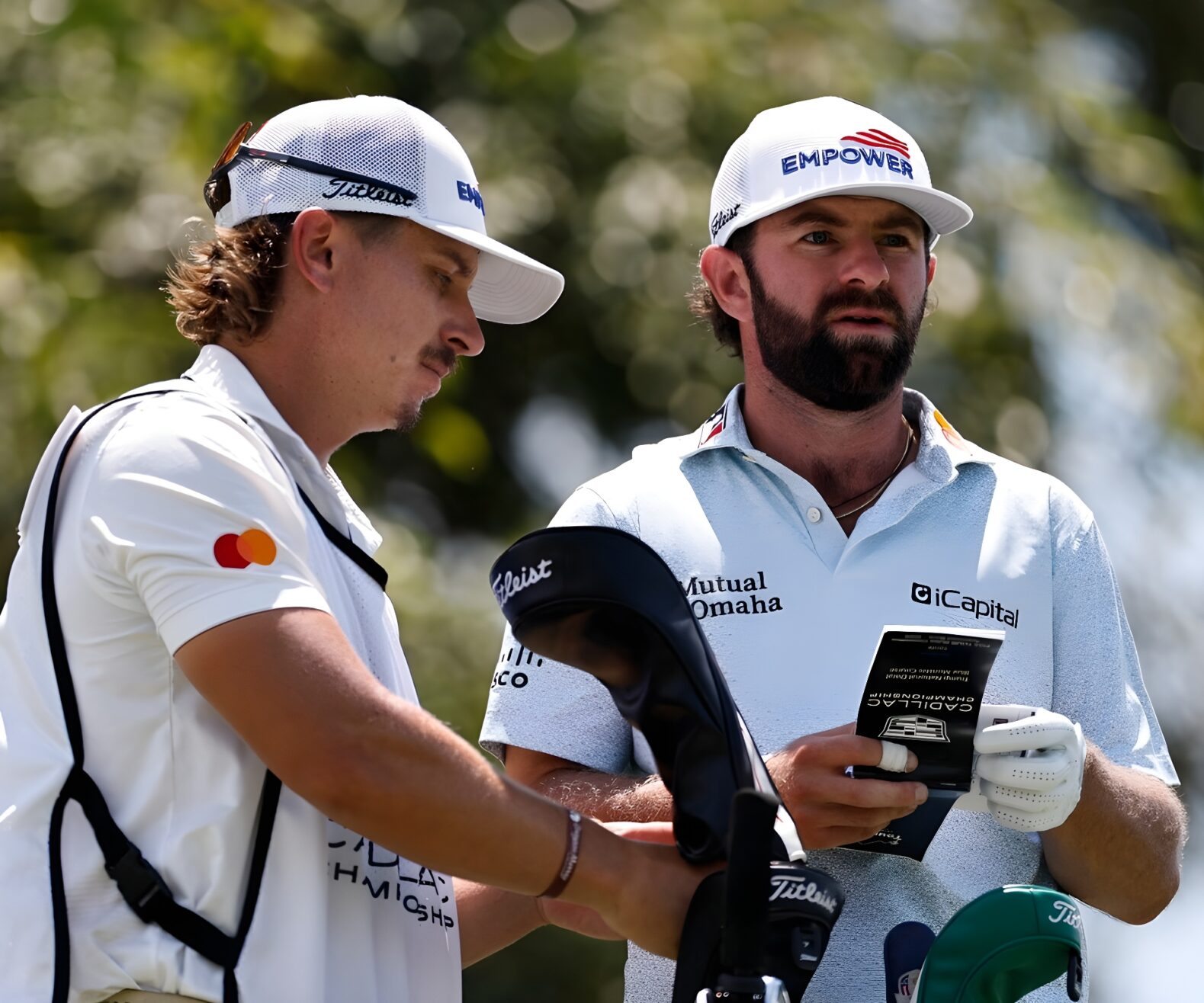 VIDEO: Cameron Young napálil 352metrový drive. Před finále má Cadillac Championship pod kontrolou