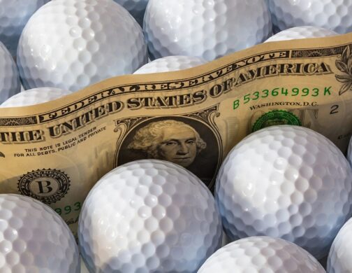 Rory McIlroy hraje nejen o historii, ale i o rekordní prémii. Zelené sako a 4,5 milionu navrch